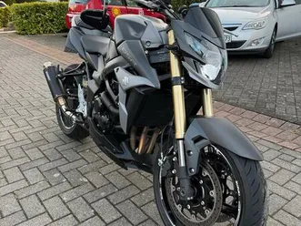 suzuki gsr 750 abs