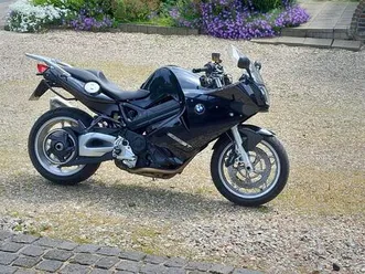 bmw f 800st