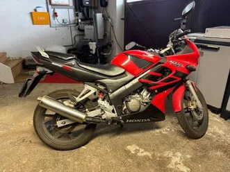 honda cbr 125r - batterie leer