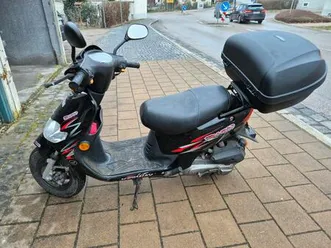 keeway roller 25 km/h mit zubehör