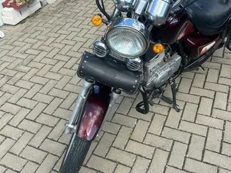 hyosung ga 125 cruise 1