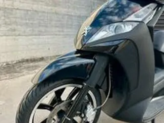 peugeot geopolis 400 rs