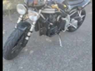 triumph speed triple