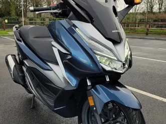 honda forza 300. excellent bike