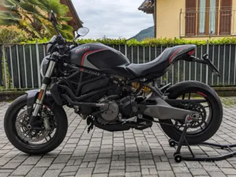 ducati monster 821 stealth