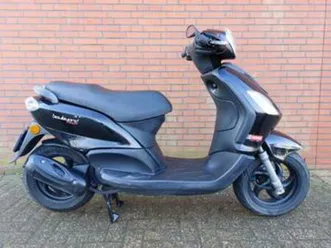 derbi boulevard brom (2010) in nette staat en goed rijdend — scooters | piaggio — marktplaats