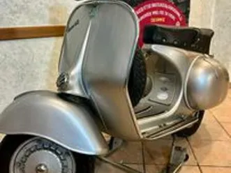 vespa gs 150 vs5 targata roma anno 1959
