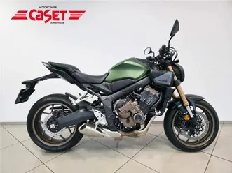 ② honda cb 650 racr (année de construction 2025)