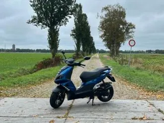 peugeot speedfight 4 in nieuwstaat, <3000km, 2e eigenaar! — scooters | peugeot — marktplaats
