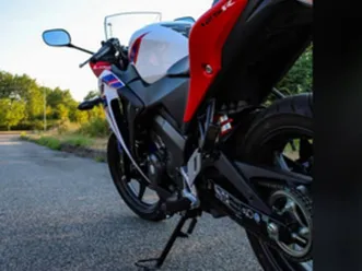 honda cbr125r