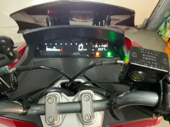 ② sym jet x 125 lc/abs is in nieuwstaat (showroomstaat)