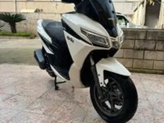 ciclomotore aprilia sxr 50