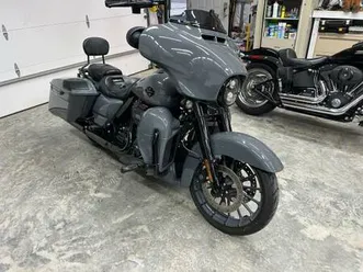 2 bikes for sale - night train and cvo street glide