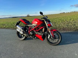 ducati streetfighter 848