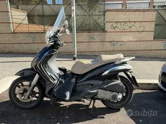 scooter piaggio tourer