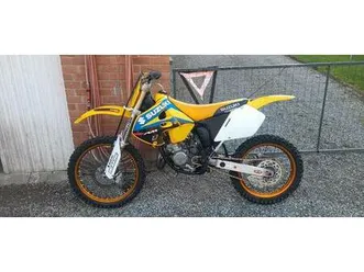 ② susuki rm 125 1997 complètement restaure