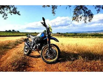 ducati - desert sled