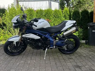 triumph speed triple 1050