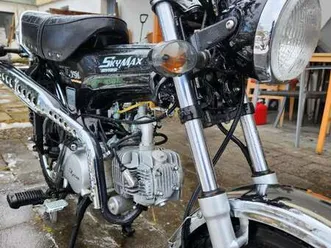skymax 125 - nur 2.350 km - deutsche zulassung - s