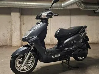 ② yamaha cygnus 125 cc