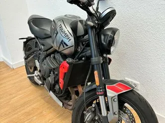 triumph trident 660