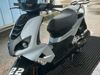 peugeot - speedfight 4 sportline euro 5