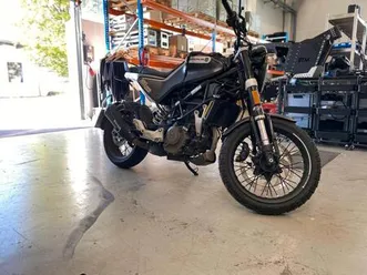 husqvarna svartpilen 125 - 2021 - 15.000km