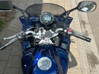 ② fz6 yamaha