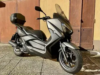 yamaha x-max 250 abs