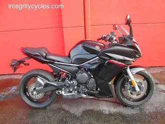 2011 yamaha fz 6r