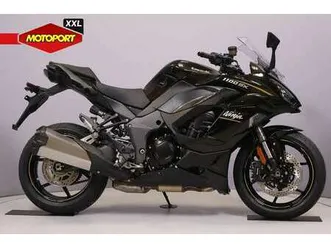 kawasaki ninja 1100sx zwart
