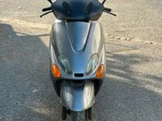 yamaha skyliner 125