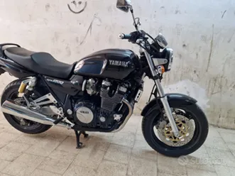 yamaha xjr