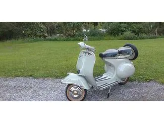 vespa struzzo 1954