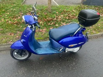 aprilia habana 125 aus 1.hand nur 1817 km tüv 01.2028