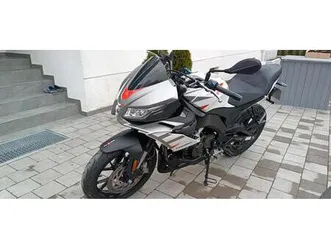 aprilia tuono - wie neu - 800km