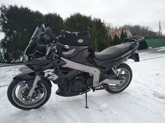 sprzedam motocykl triumph sprint rs chodlewko