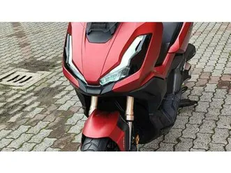 vendo honda adv 350 (2022 - 24) usata a peschiera borromeo (codice 9916922) - moto.it