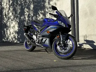 2023 yamaha yzf r3