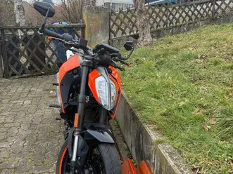 motocykl ktm duke 125 rocznik 2022 poddębice