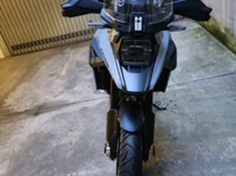suzuki v-strom 1050