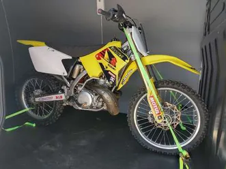 suzuki rm 250 giallo