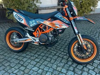 ktm smcr 690 gst edition