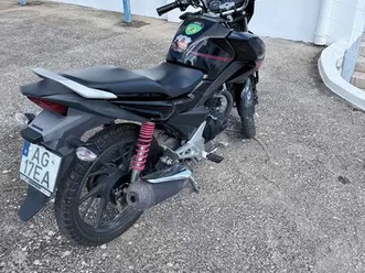 moto honda cb125f portimão