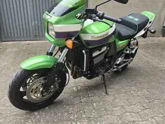 kawasaki zrx 1100