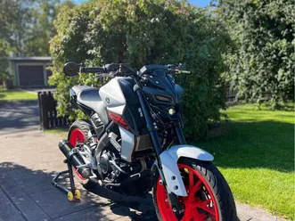 yamaha yzf-r125 mt 125 ev leverans kan erbjudas