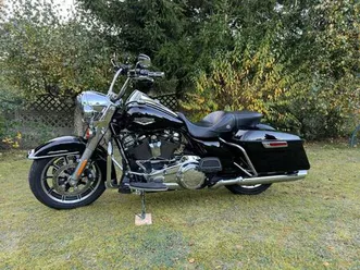 2017 harley-davidson road king czchów