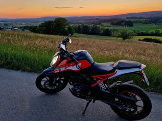 ktm duke 125, top zustand, wenig kilometer