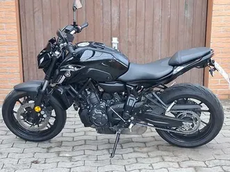 yamaha mt-07 pure mit garantie bis 04/29