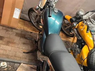 2x daelim vs125 motorräder mit papieren und servicekit